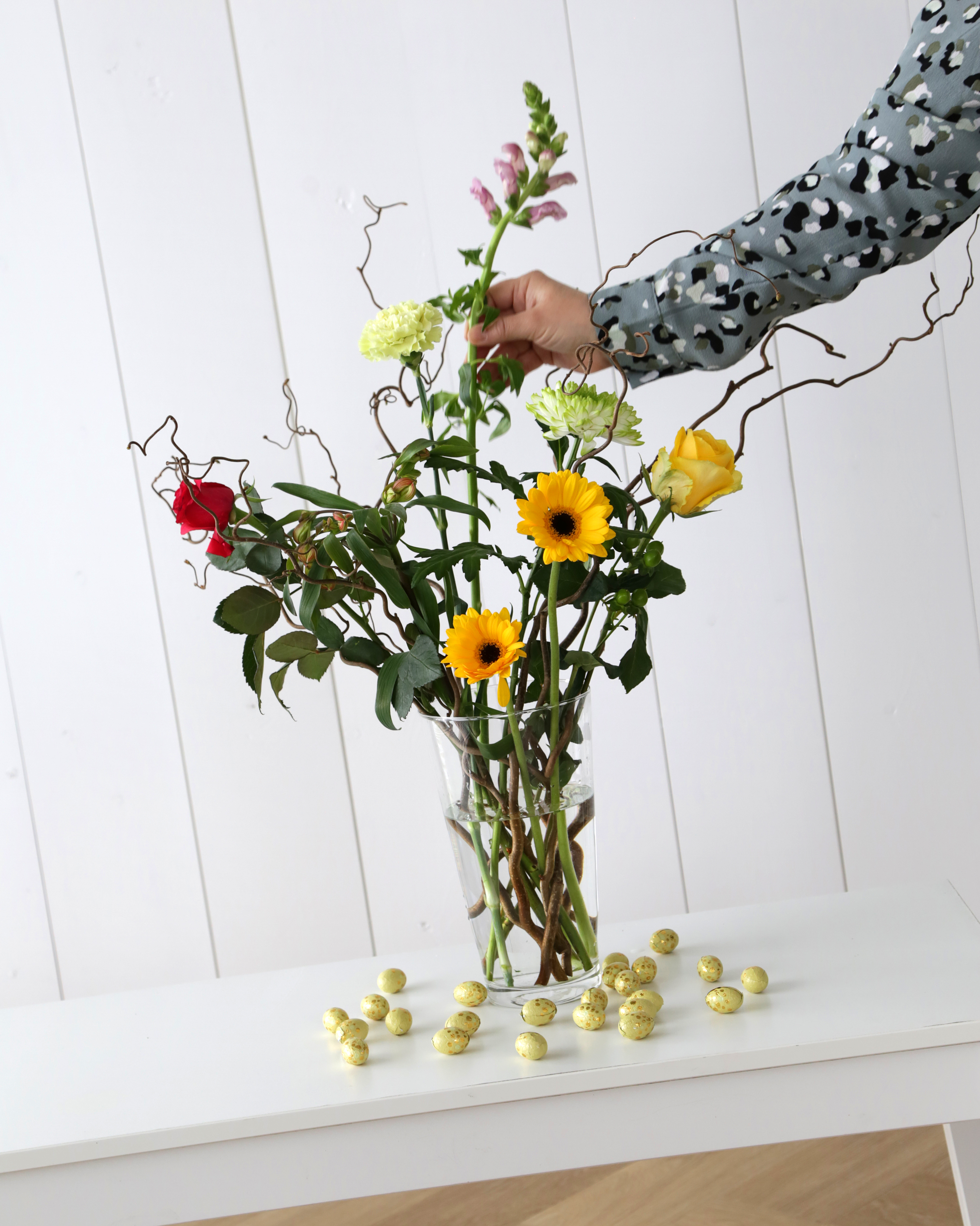 Lentebloemen toevoegen aan je paastakken