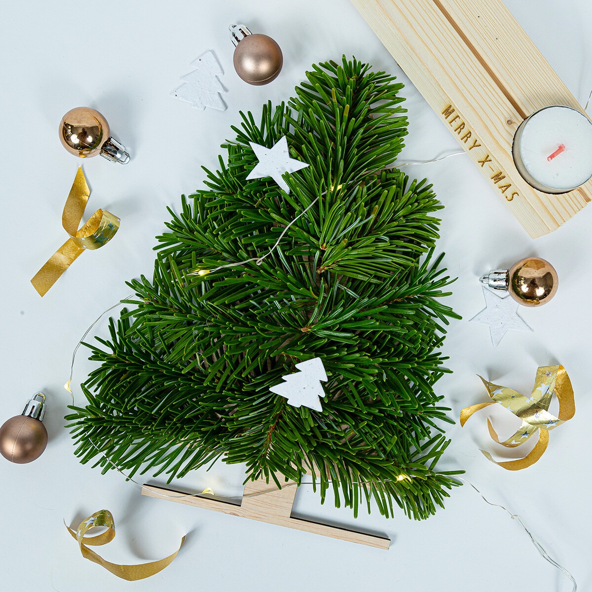 Kerstcadeau met mini kerstboom