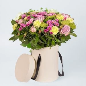 Boeket Mega Speciaal inclusief champagne hoedendoos