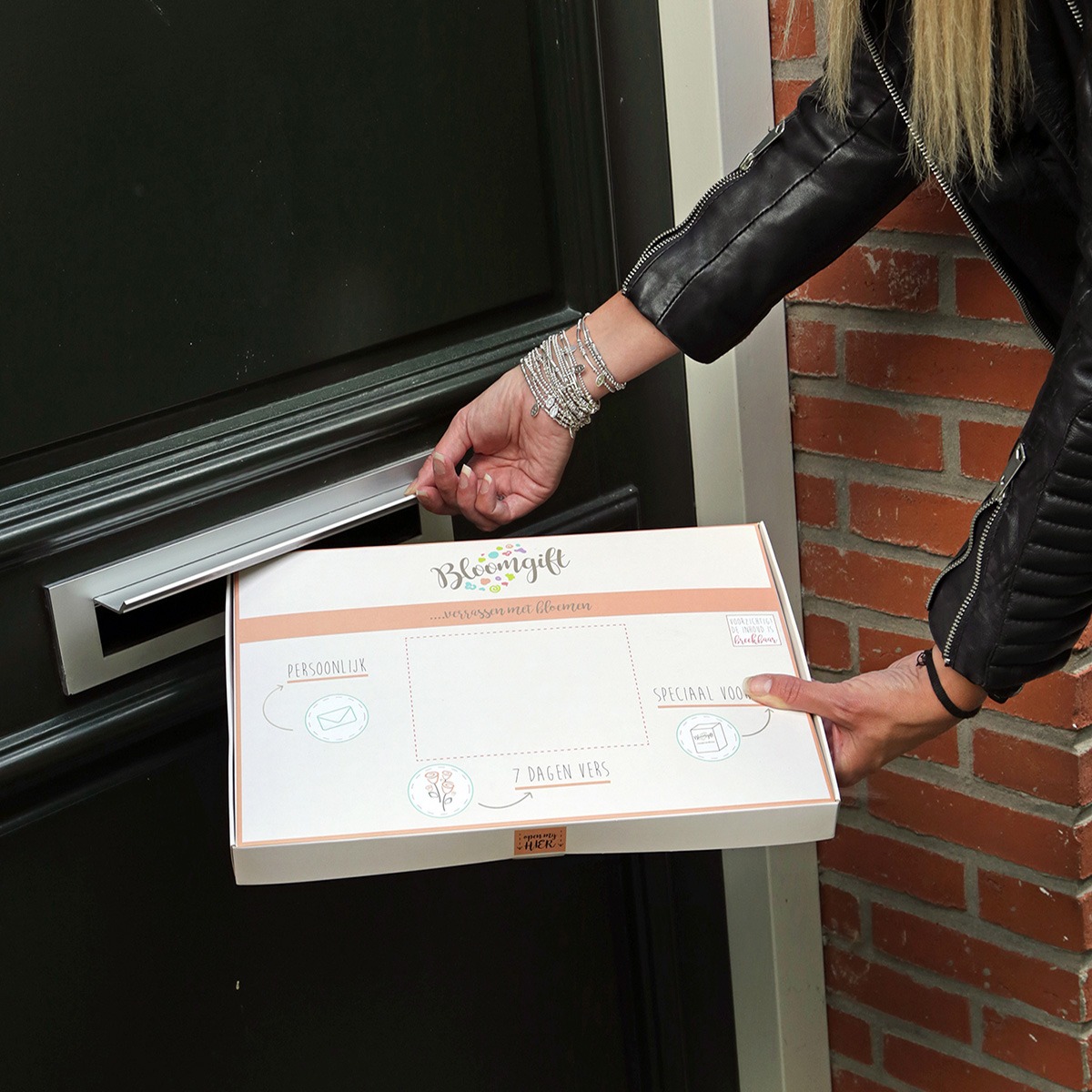 Bezorging brievenbus bloemen